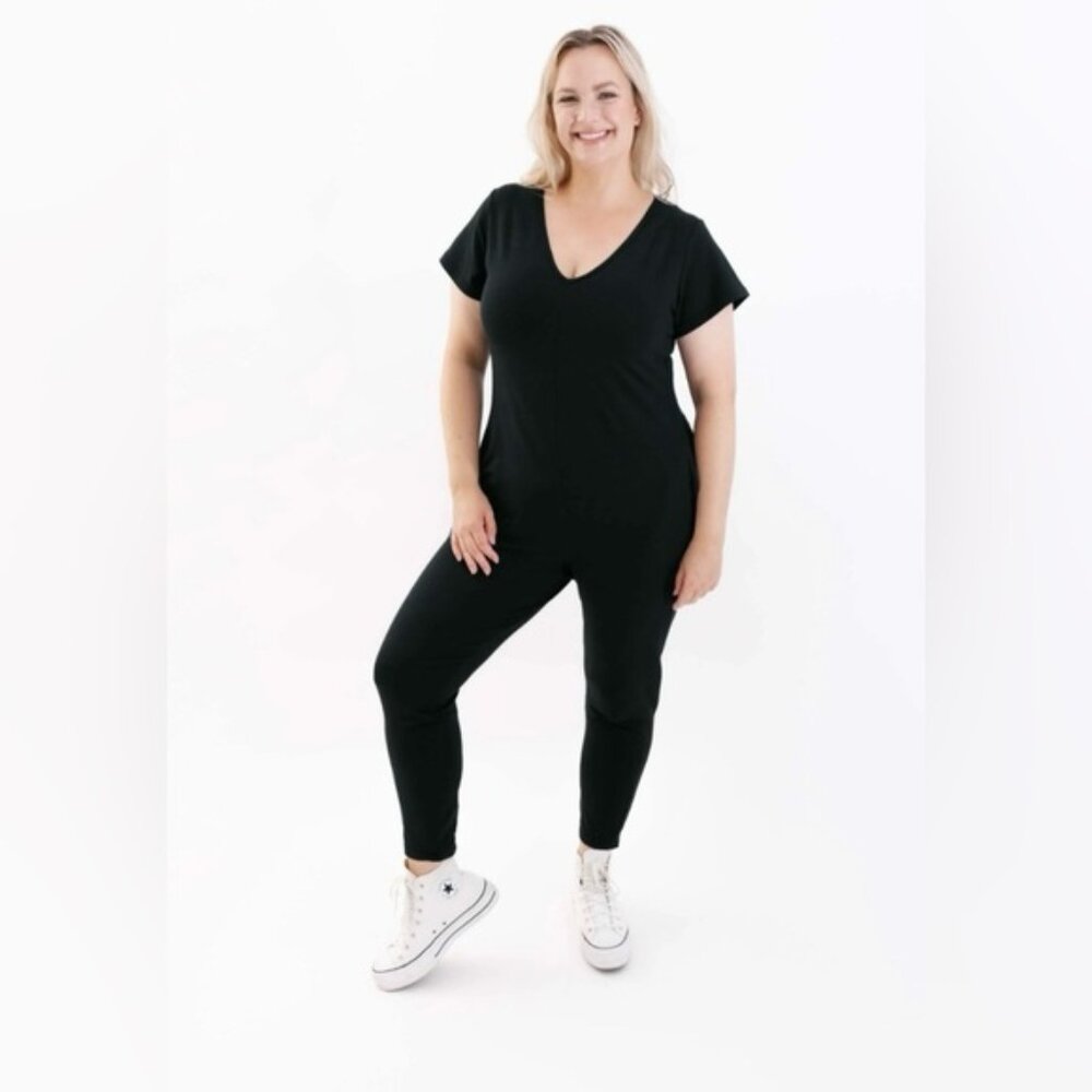 Smash and Tess Black Cuffed Romper  Medium